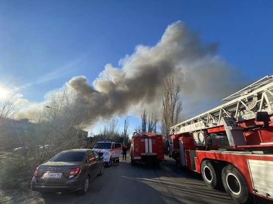 В Волгограде не обнаружили вредных веществ в воздухе после пожара на складе