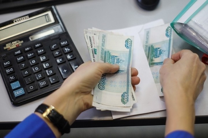 Костромских пенсионеров могут освободить от уплаты части налога на имущество