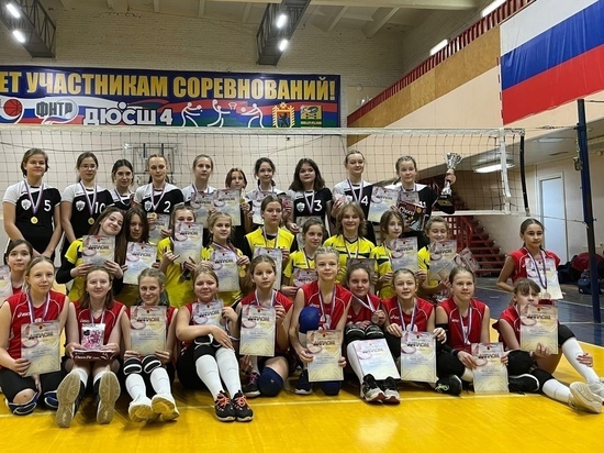 В Петрозаводске состоялось Первенство Карелии по волейболу среди девушек