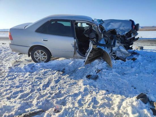 Водитель Toyota погиб после столкновения с Niva на трассе в Забайкалье