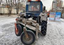 Исполняющий обязанности руководителя администрации Читы Андрей Гренишин проконтролировал уборку наледи на улице Нечаева, которая образовалась там после порыва сетей водоснабжения