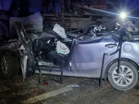 В Татарстане в ДТП с КАМАЗом погибли водитель и пассажир легковушки