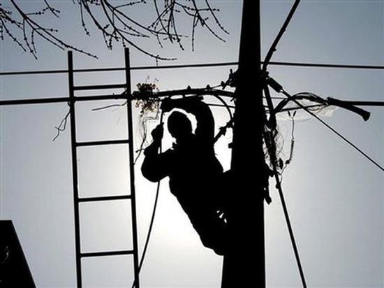 Владимирцы 49 раз самовольно подключились к электропроводке