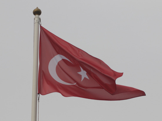 Турция установила в Черном море гигантский резервуар для газа