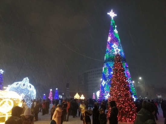 В Оренбурге отменили торжественные новогодние мероприятия