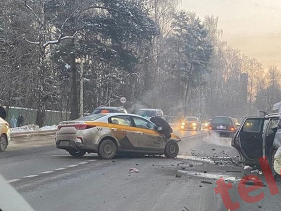 Трое детей пострадали в ДТП на Ярославском шоссе