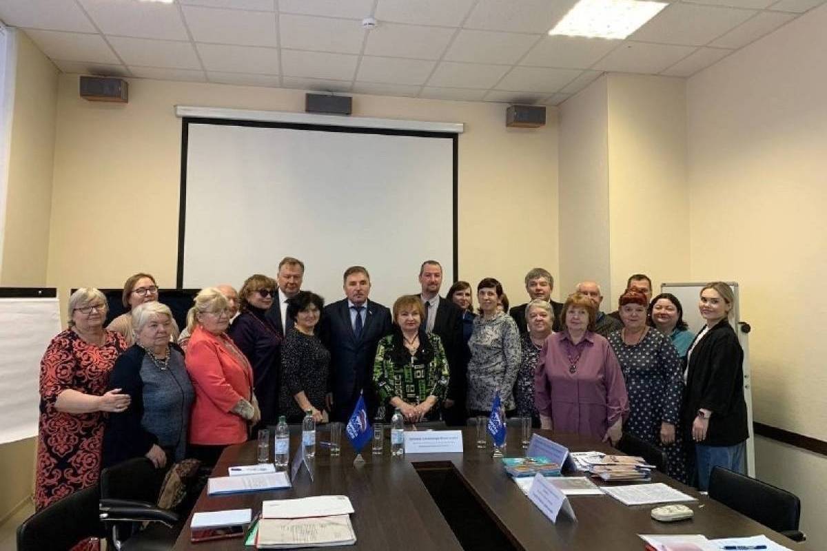 «Единая Россия» продолжает сотрудничество с общественными организациями