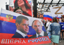 Замглавы Совбеза РФ Дмитрий Медведев в ходе приема граждан в качестве председателя "Единой России" заявил, что Мариуполь будет восстановлен