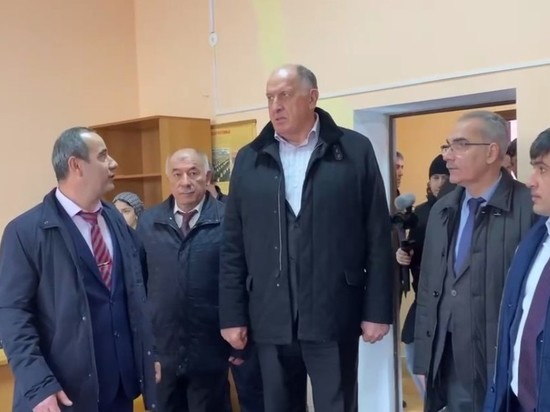 Премьер Дагестана осмотрел школу в Табасаранском районе