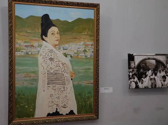 В Махачкале открылась выставка о Фазу Алиевой