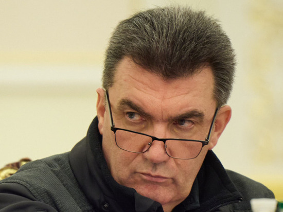 Глава СНБО Украины Данилов призвал "уничтожить Россию", назвав русских "варварами"