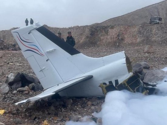 Самолет, который потерпел крушение в Армении, летел в Астрахань