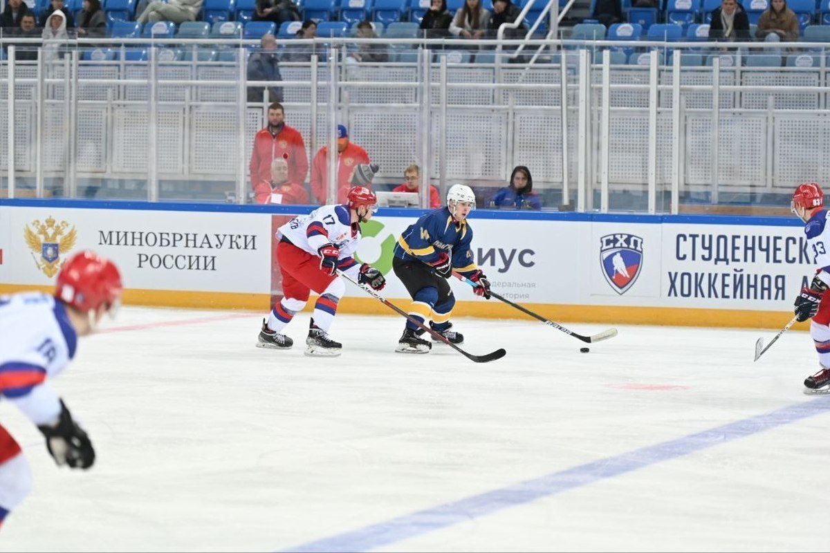 Кубок чемпионов u15 по хоккею 2024. Кубок СХЛ. Кубок хоккей. Команда по хоккею Сочи. Хоккеист держава.