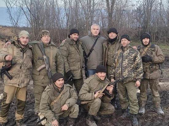 Аксенов побывал в Запорожской области у бойцов СВО