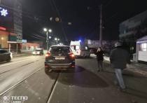 Сегодня, утром 2 декабря, на улице Максима Горького города Тулы, 64-летний мужчина за рулём кроссовера марки "Nissan X-Trail" сбил 43-летнюю женщину