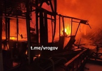 В ночь на 2 декабря в южном пригороде Запорожья в результате удара ВС России было уничтожено административное здание