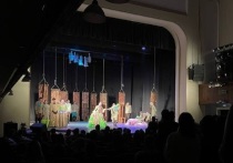 Городской театр Серпухова представил свою постановку известного произведения «Обыкновенное чудо» для школьников городского округа Орехово-Зуево