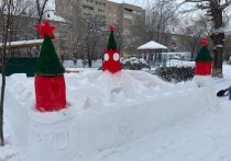 Ледяная копия Московского Кремля появилась на территории детского сада №260