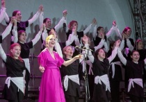 Свердловская детская филармония приготовила для зрителей масштабное специфическое произведение ADIEMUS, которое исполняется на языке, придуманном автором