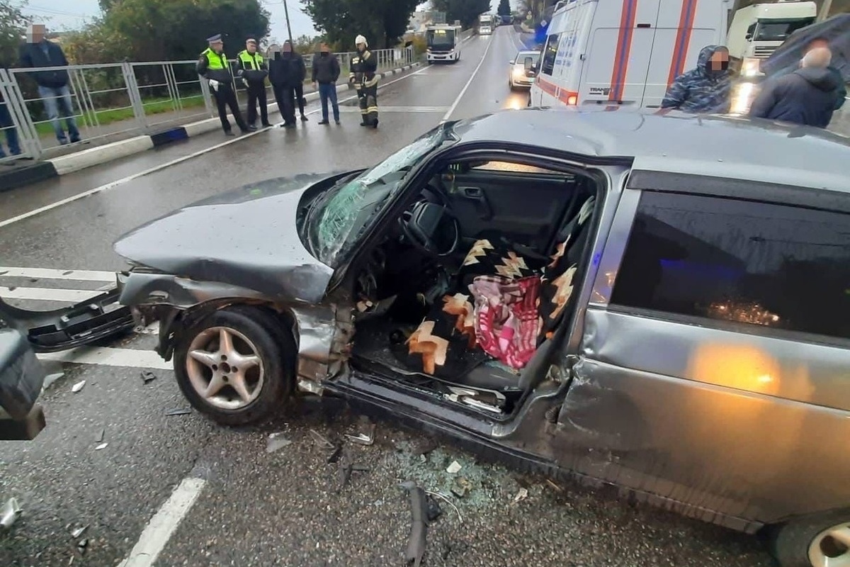 В результате ДТП на трассе в Сочи скончался пенсионер - МК Сочи