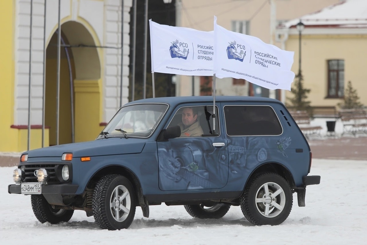 Ваз 2121 нива красная. 7 мт, 2006,. Ваз 2121 нива красная. Нива ваз 2121 1977г. Нива луганск.