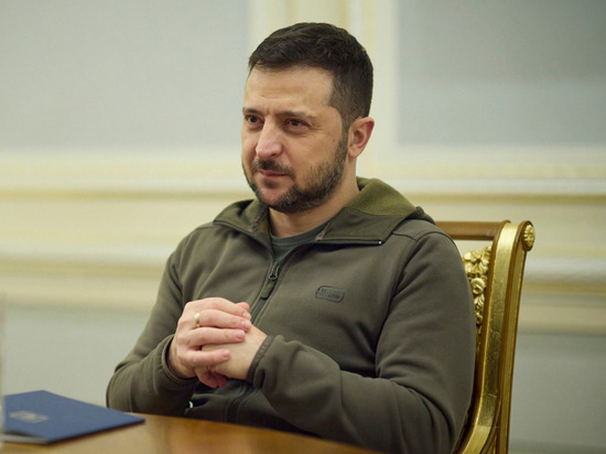 American Thinker: Зеленский решил продать Украину с молотка