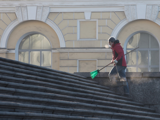 Политолог рассказал, почему Петербургу нужны трудовые мигранты и как их привлечь
