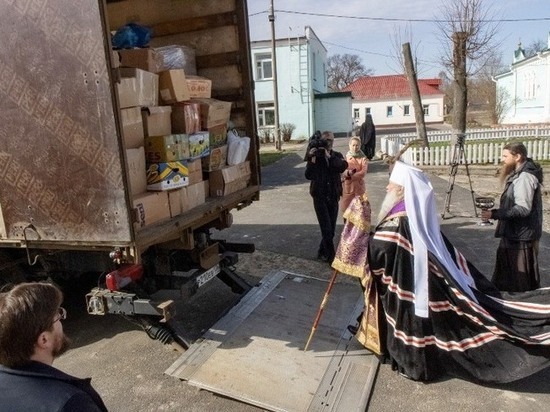 Орловская епархия собирает бойцам тушёнку и бельё