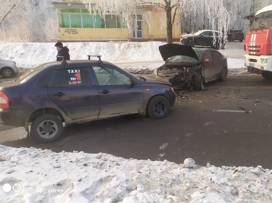Житель Палеха устроил пьяное ДТП в центре Иваново, заблокировав движение