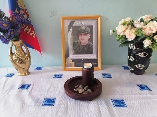 В Октябрьском районе простились с погибшим на Украине ефрейтором