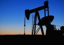 Из-за введения лимита цен на нефть могут начаться сбои в мировой торговле топливом, пишет агентство Bloomberg