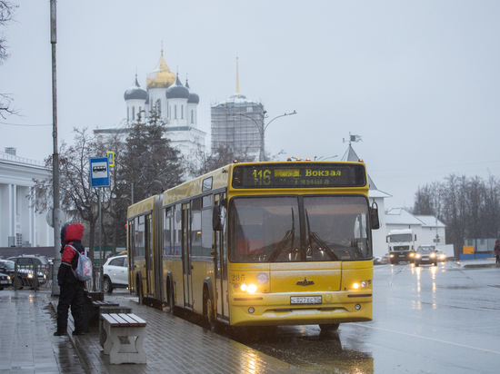 Облачная и снежная погода ожидается в Псковской области 4 декабря