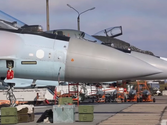 ОАК: российские ВКС получили партию многофункциональных истребителей Су-35С