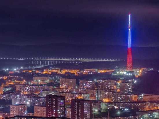 Телевышку в Мурманске окрасят в цвета флага России в честь праздника