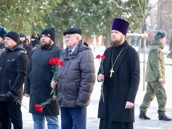 Псковские священники  совершили заупокойную литию в День Неизвестного солдата