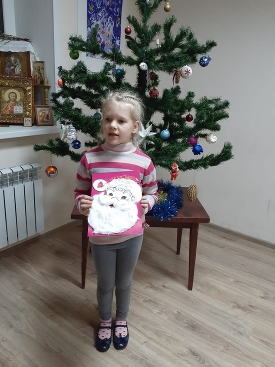 В Смоленске проходит акция "Ангел Рождества"