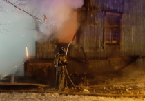 Как сообщают в пресс-службе краевой прокуратуры, проводится проверка обстоятельств возгорания в двухэтажном доме по улице Истомина, 94 в Хабаровске