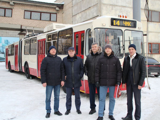 По Челябинску будет ездить троллейбус-гармошка