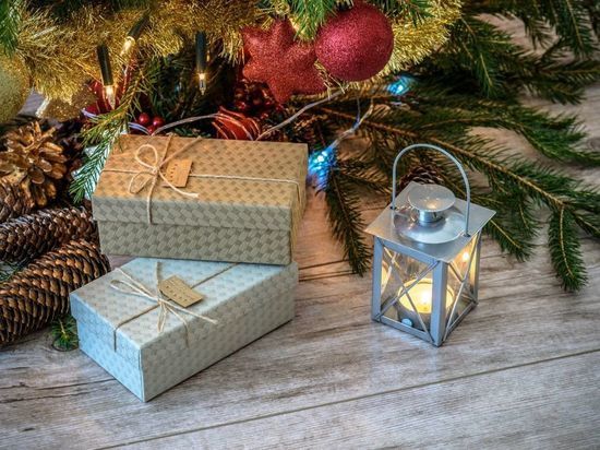 Треть французов думают отказаться от покупки рождественских подарков из-за роста цен