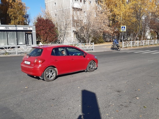 Техническими новинками оснастят светофоры и «зебры» в Екатеринбурге