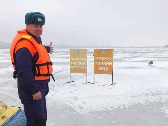 Под Северным мостом в Воронеже достали тело женщины из-подо льда