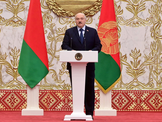 Почему президент Белоруссии вдруг возжелал «защищать внешние границы Союзного государства»