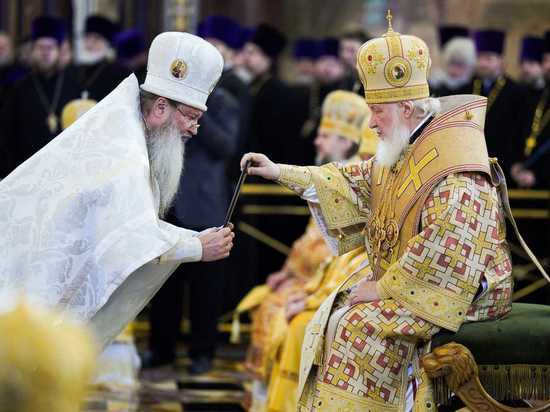 Патриарх Кирилл призвал к "повороту на Восток"