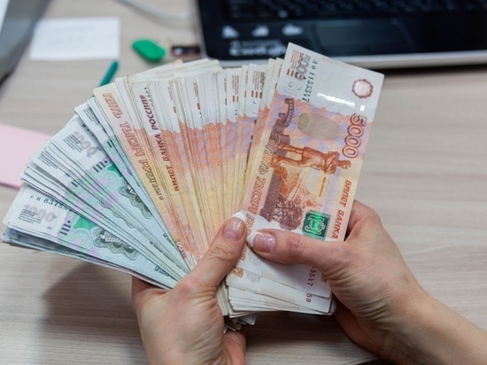 Более миллиона рублей отдали две жительницы Омской области мошенникам