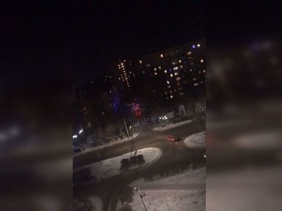 Два человека пострадали при пожаре в многоэтажке на улице Интернациональной в Рязани