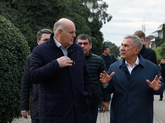 Президент Татарстана с однодневным визитом посетил Абхазию