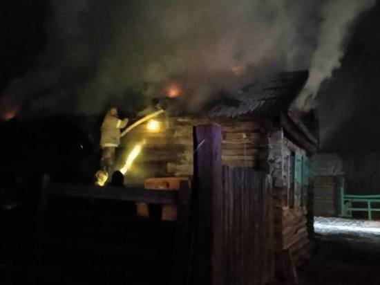 В Бурятии сгорел продовольственный магазин