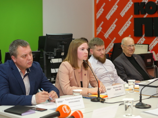 Исполнение программы «Активное долголетие» обсудили в Новосибирске