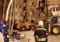 На месте взрыва в жилом доме в Нижневартовске продолжаются поиски под завалами людей, в том числе 12-летнего ребенка
