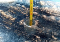 Спасатели Марий Эл измерили толщину льда на водоемах республики.
